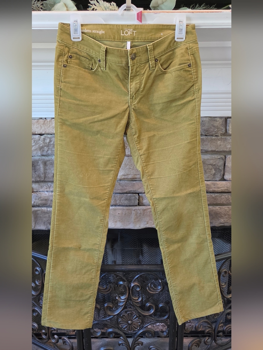 LOFT Straight-Leg Corduroy Jeans in Olive Green